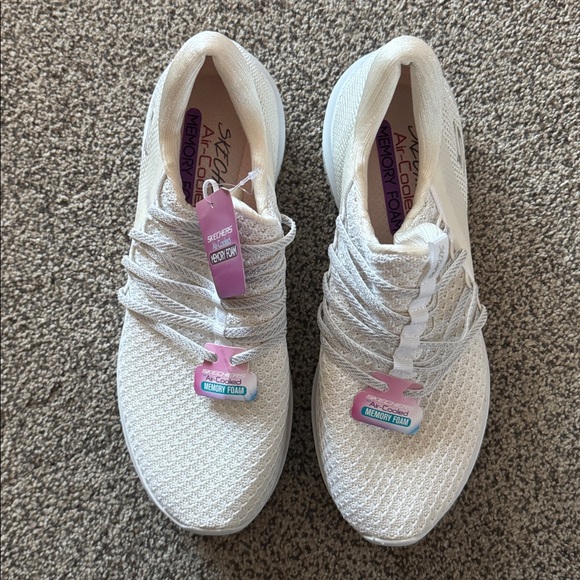 Skechers Slip-Ins Ultra Flex Sneakers Women’s 9 in White NWT - Picture 3 of 7